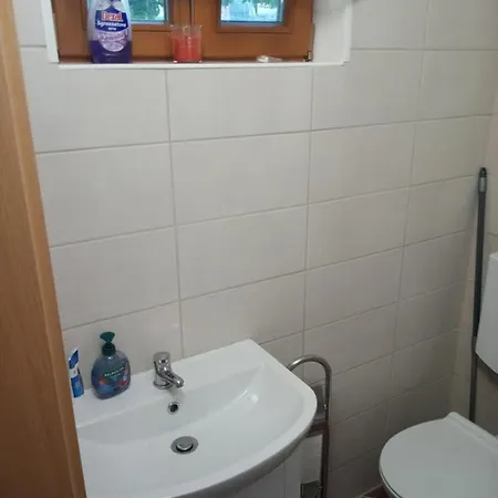 Nebesa So Tudi Na Zemlji Lodge