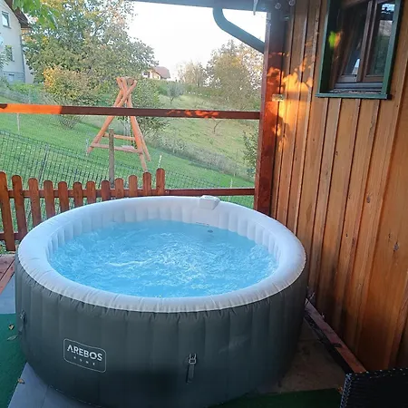 Lodge Nebesa So Tudi Na Zemlji